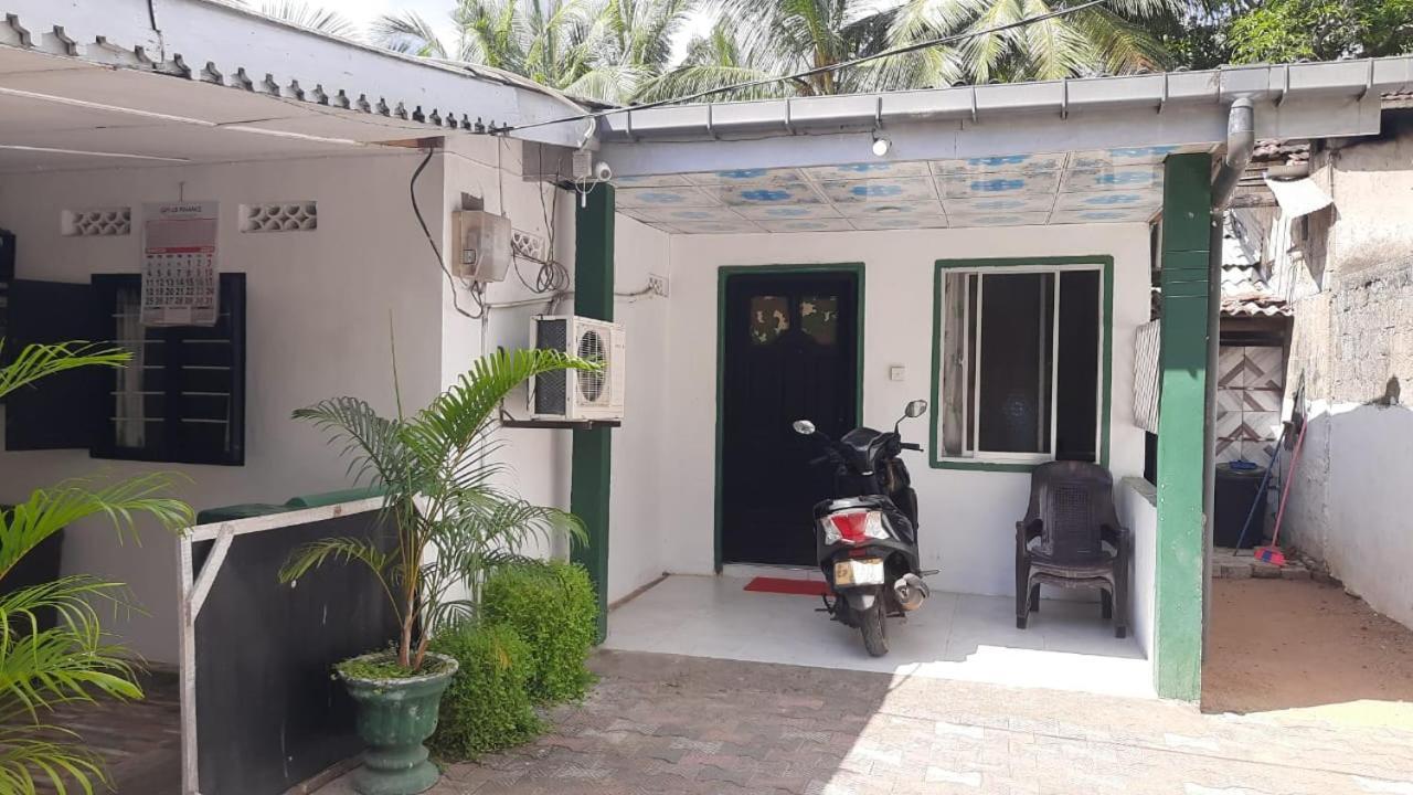 Kanthi Guest Inn Trincomalee Eksteriør bilde