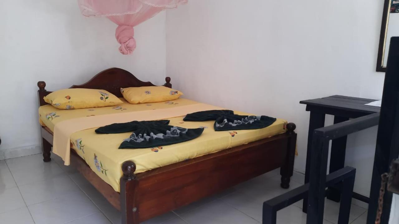 Kanthi Guest Inn Trincomalee Eksteriør bilde